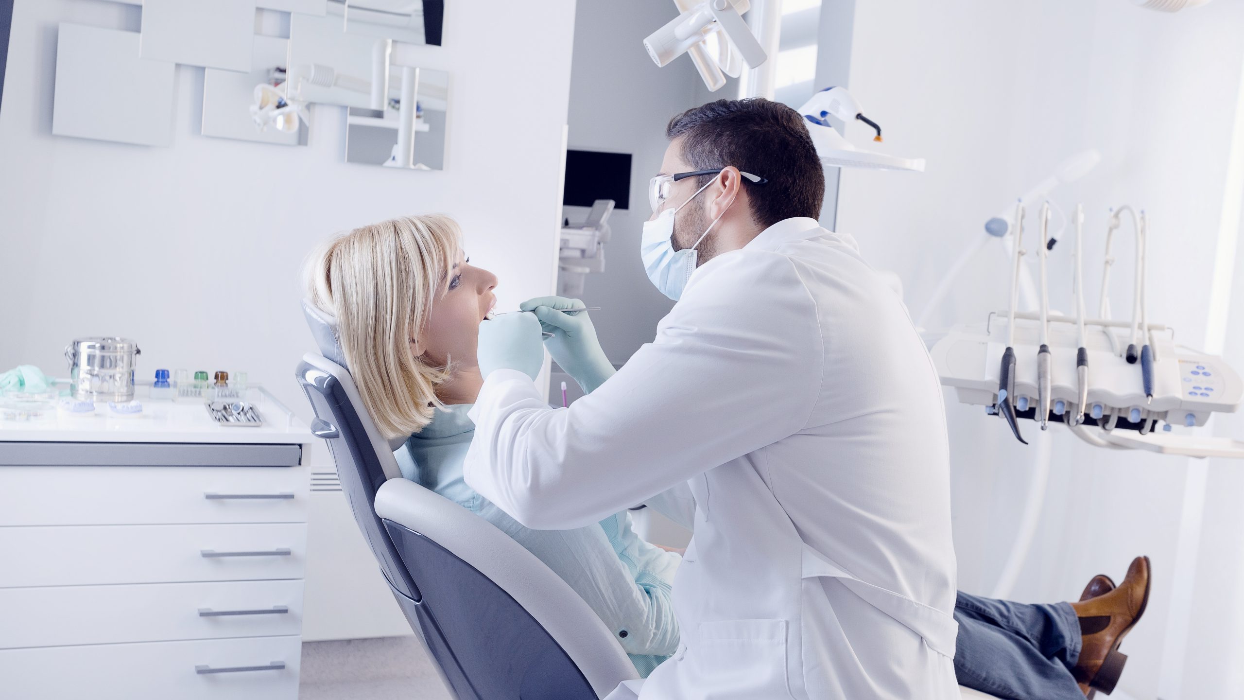 Dentist in Dickinson, TX